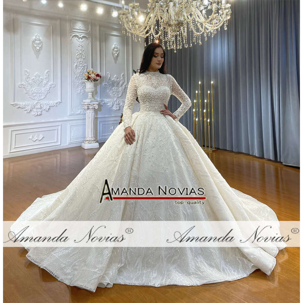 Full Cover Lace Muslim Brides Wedding Dress