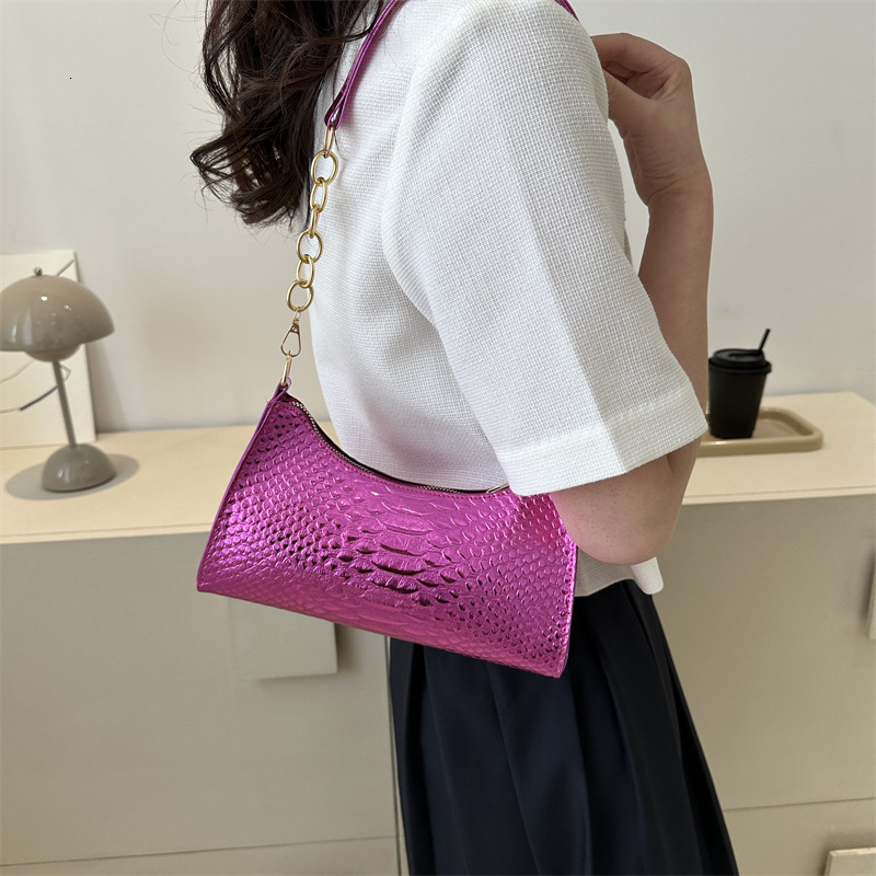Fashionable popular solid color shoulder new style, stylish simple bag, hand-held and underarm women's bag