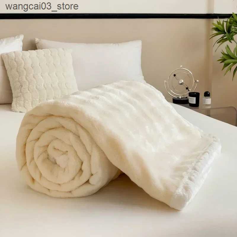 Blankets Swaddling New Imitation Rabbit Plush Autumn Warm Blanket for Bed Soft Fluffy Skin-friendly Throw Blankets for Sofa Lap Warmth Bed Sheets L240