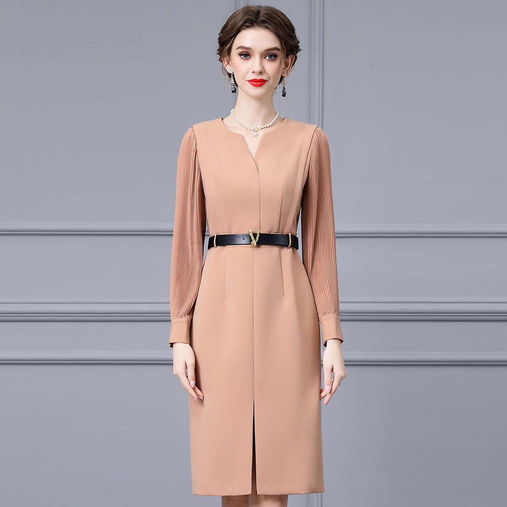 Smart and stylish commuting pleated patchwork long sleeved waist cinched lace up dress with wrapped buttocks high-end brand 2024 autumn new item