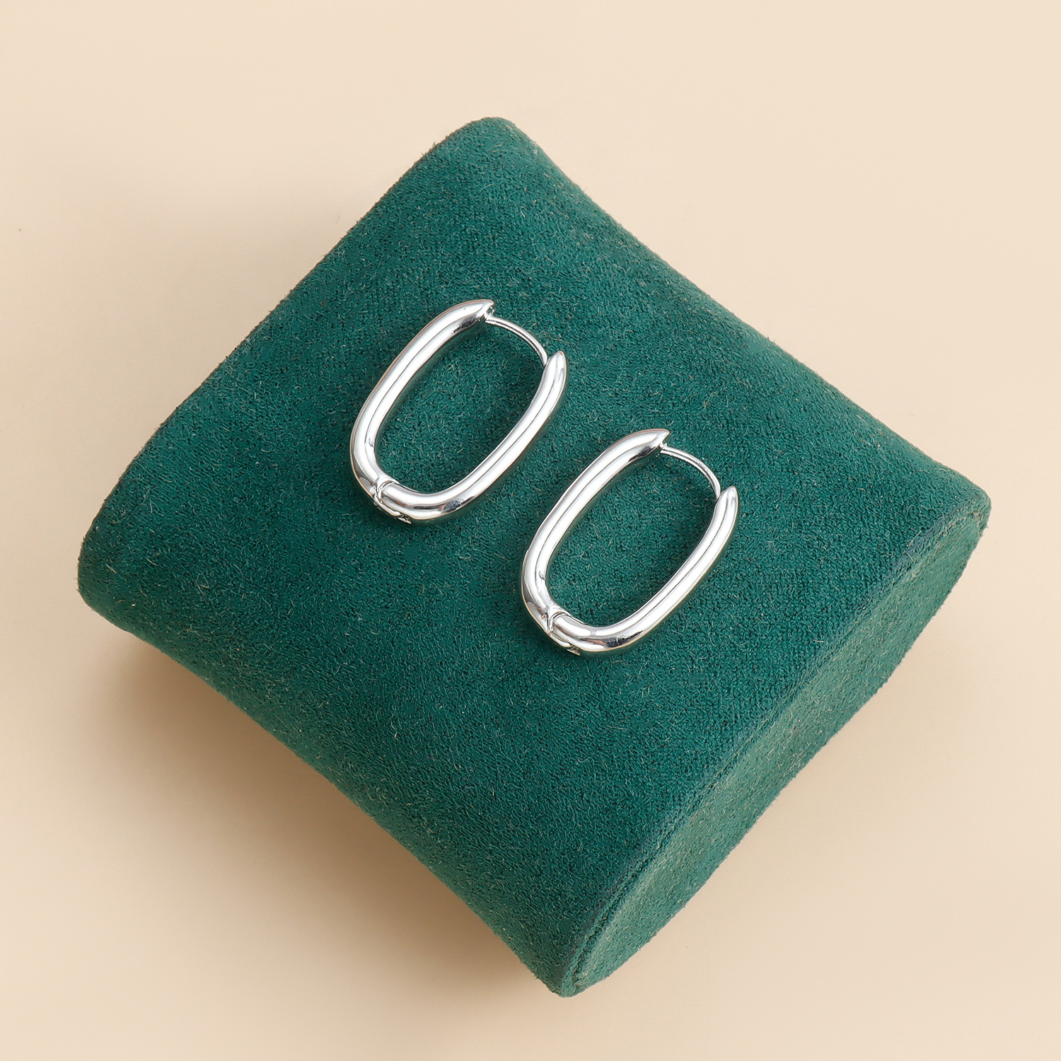 European Cross-Border Jewelry Unique Design U-Shaped Oval Earring for Vintage Chic Style Gold Plated Silver Color Stainless Steel Hoop Earrings Y2K 20