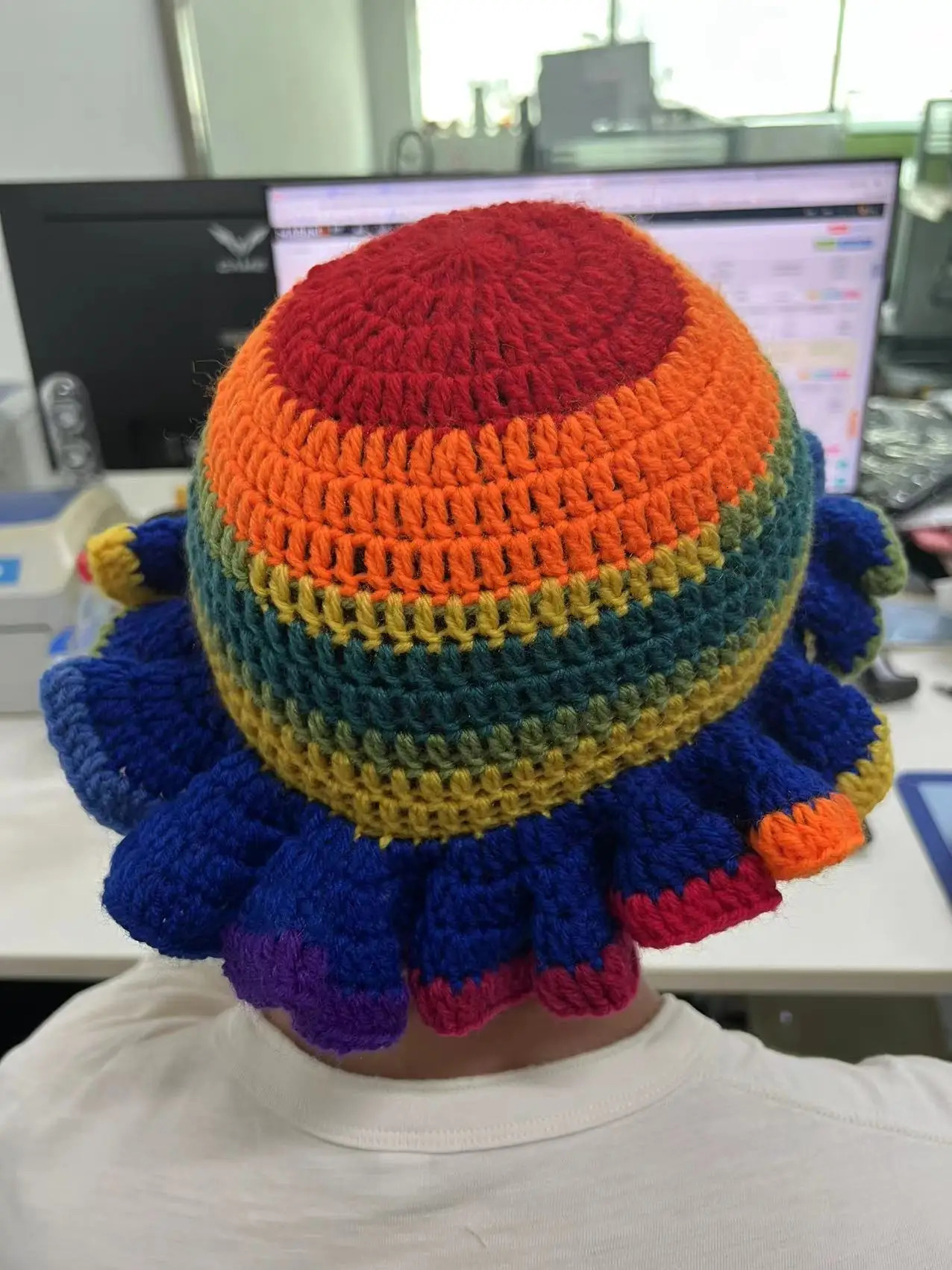 Soefdio colorful handmade knitted crocheted ruffled brown bucket hat womens fashionable fisherman outdoor windproof 241009