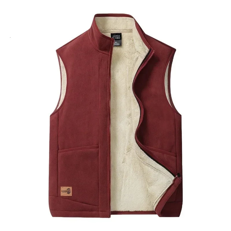Autumn and Winter Lambswool Vests Men Warm Padded Stand-up Collar Large Size Casual Versatile Trend Jacket Shoulders 241011