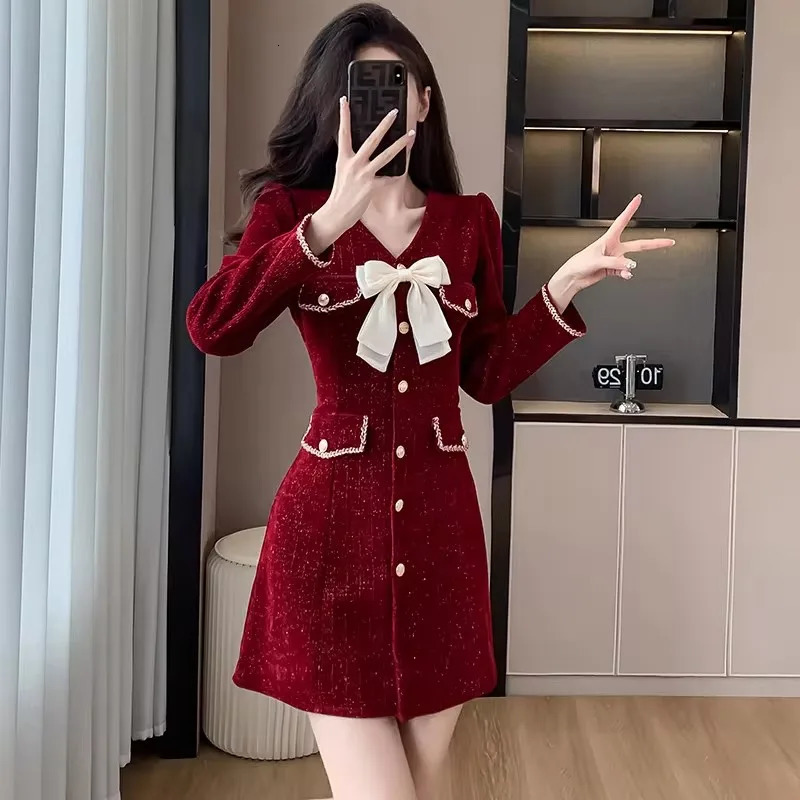 High quality autumn vintage elegant V-neck bow decoration tweed mini dress for women sparkling Christmas red long sleeved party dress 241011
