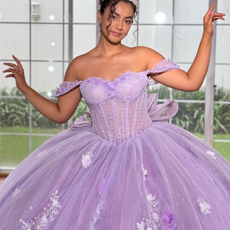 Lavender Shiny Quinceanera Dresses Ball Gown Off Shoulder Ral Applique Beads Tull Corset Sweet 16 Dress Vestido De 15 Anos