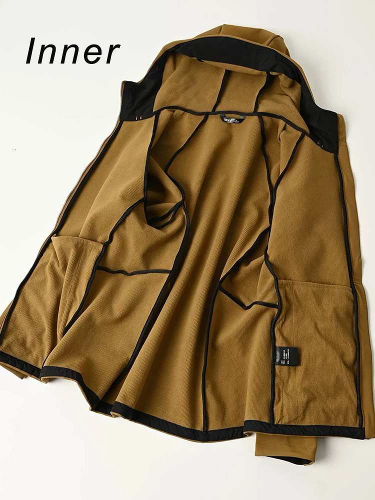 autumn and winter mens jacket with wool lining soft shell insulation waterproof windproof outdoor zipper pocket hooded 241011