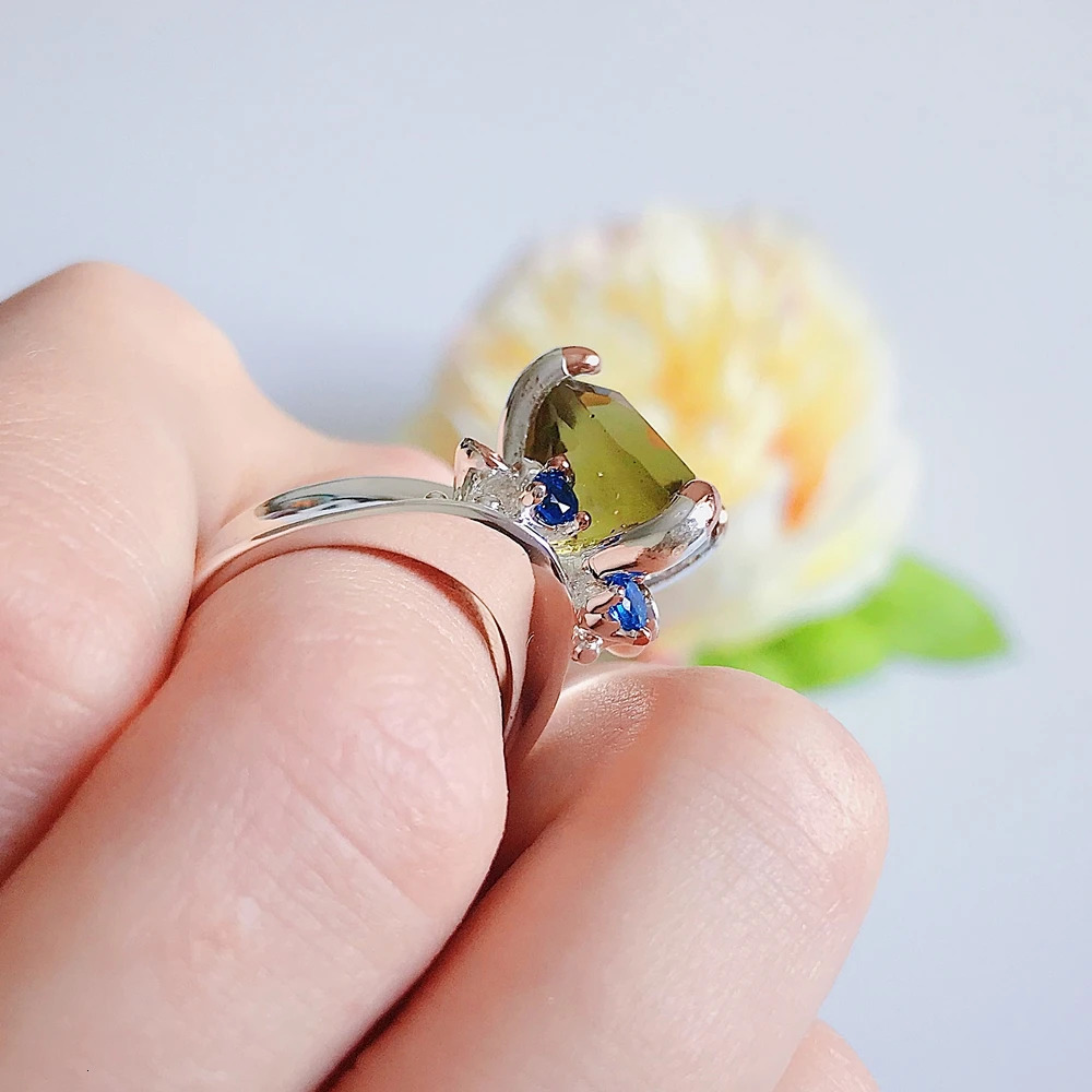 DreamCarnival 1989 Beautiful Card Wedding Ring Recommended by Top Female Unique Iconic Zirconia Fashion Jewelry WA11721 241007