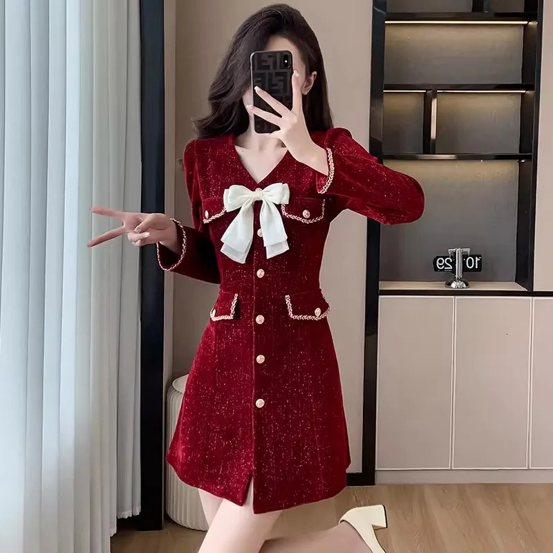 High quality autumn vintage elegant V-neck bow decoration tweed mini dress for women sparkling Christmas red long sleeved party dress 241011