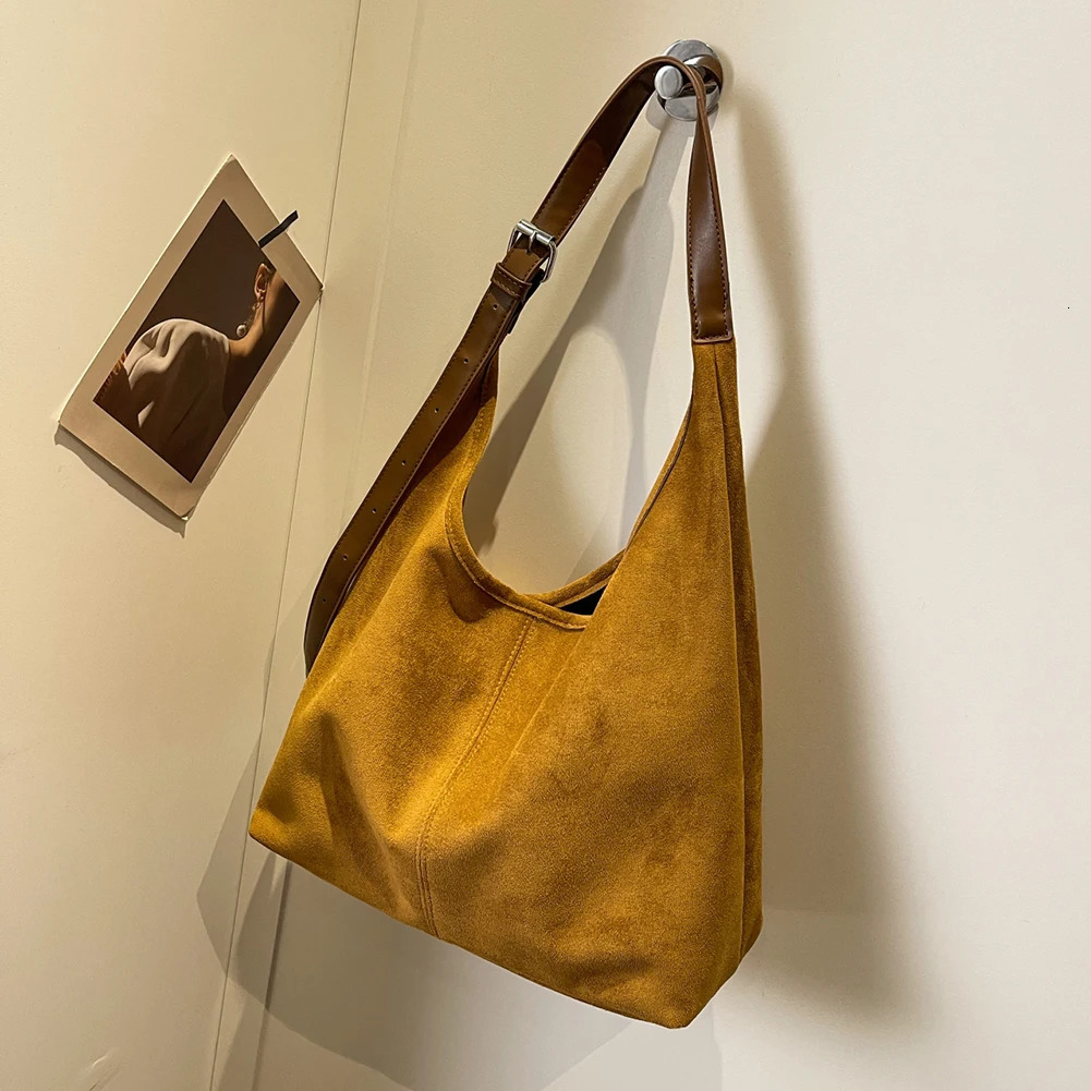 Women Suede Shoulder Bag Stylish Crossbody Large Capacity Top Handle Adjustable Strap Chic Hobo Vintage Satchel 241011