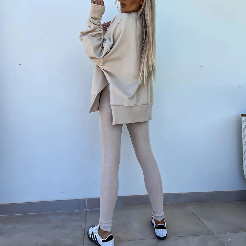 Womens track and field clothing wool two-piece set ultra-fine casual sportswear jogging pants set womens autumn and winter sportswear set 241011