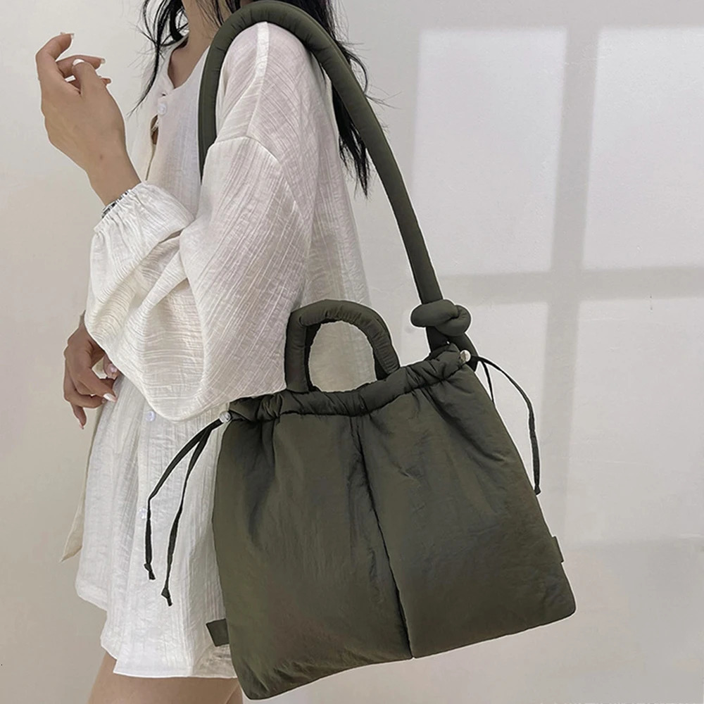 Casual nylon padded tote bag soft puffer women shoulder crossbody bags Simple Vintage large capacity handbags 2024 241011