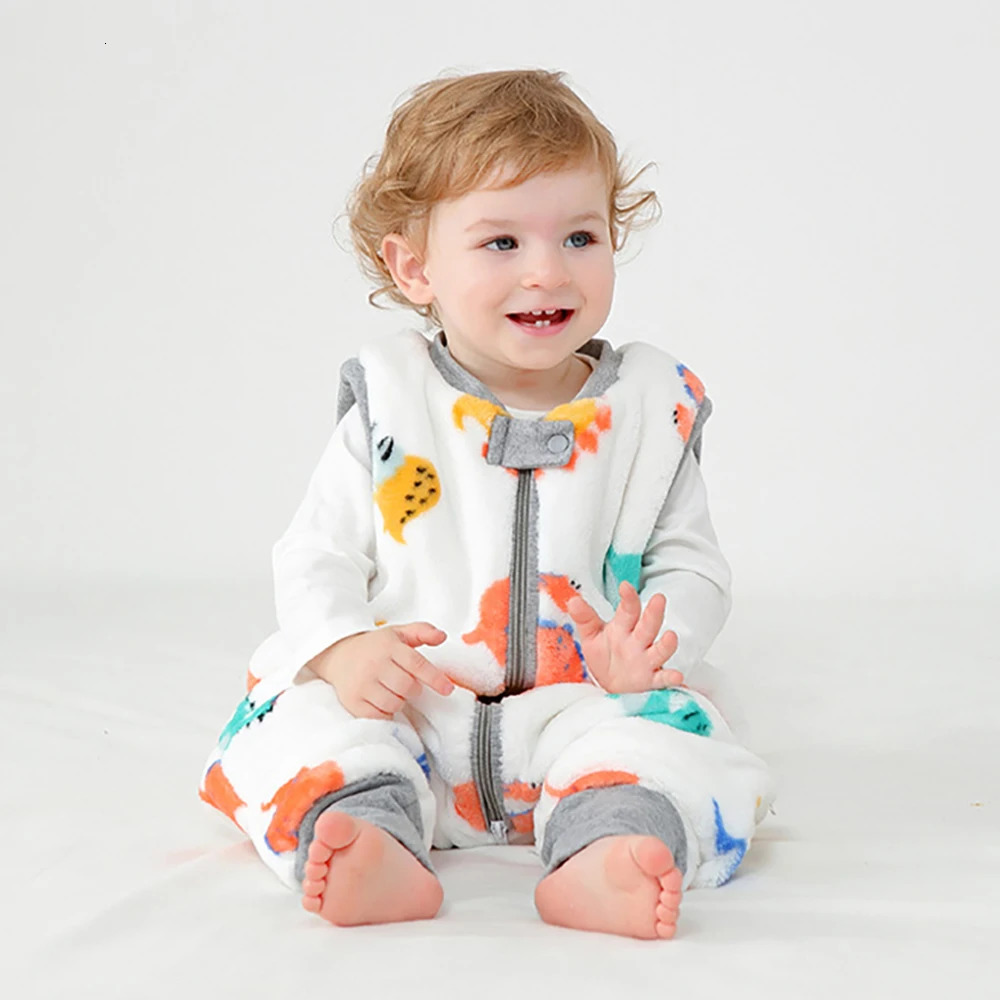 Baby Sleeping Bag Sleeveless 325 Months Cute Dinosaur Sleepwear Autumn Flannel Warm and Comfortable Childrens Home Clothes 241007