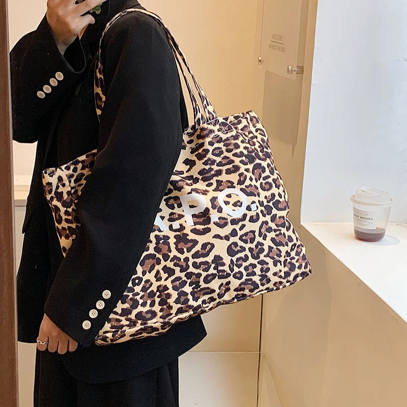 Sexy Leopard Korean Fashion Shopping Bag Womens Handbag Large Capacity Handbag 241008