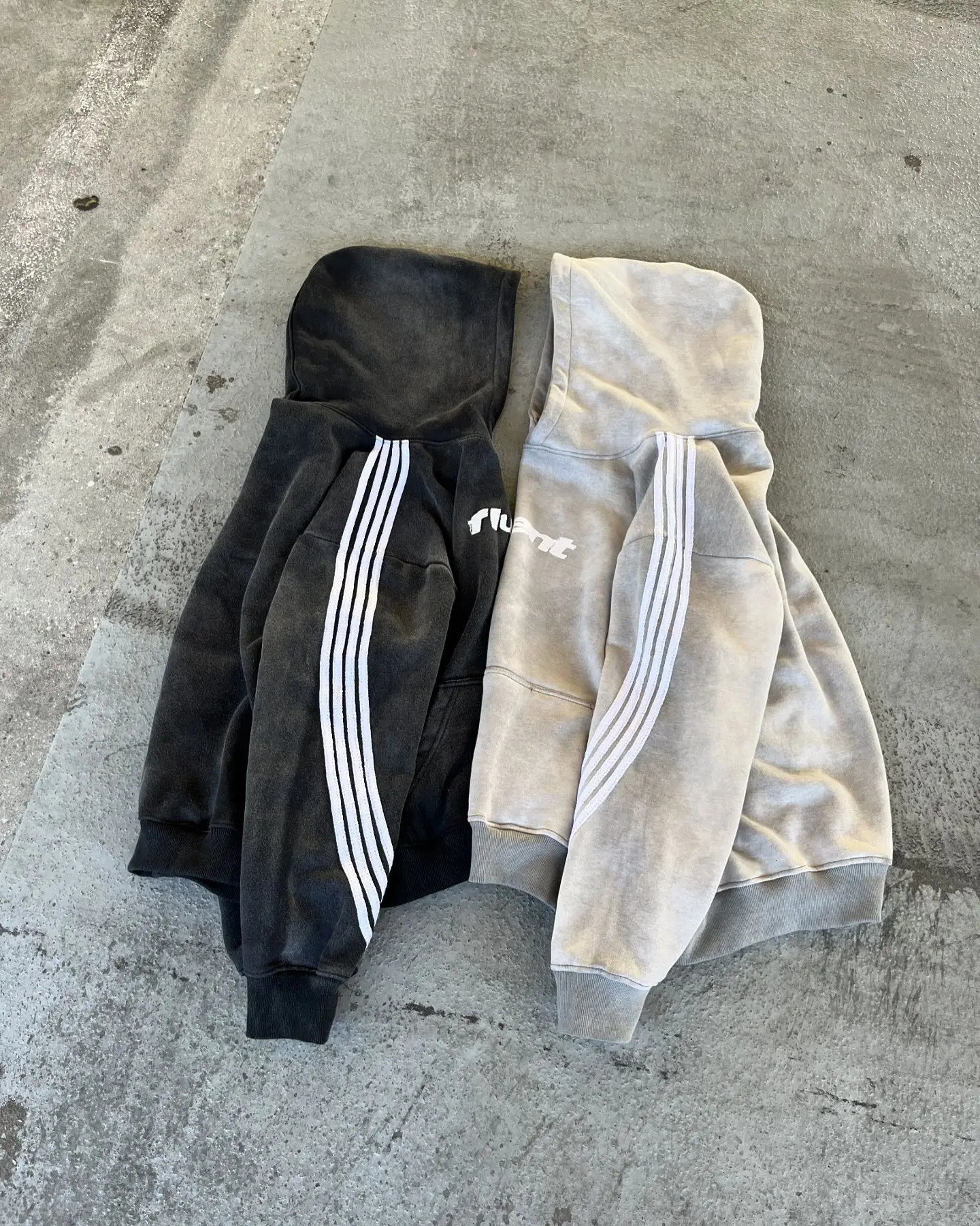 Y2K Hoodie American Retro Stripe Pattern Extra Large Pullover Hoodie Mens Harajuku Sportswear Hip Hop Fashion Street Clothing 241011