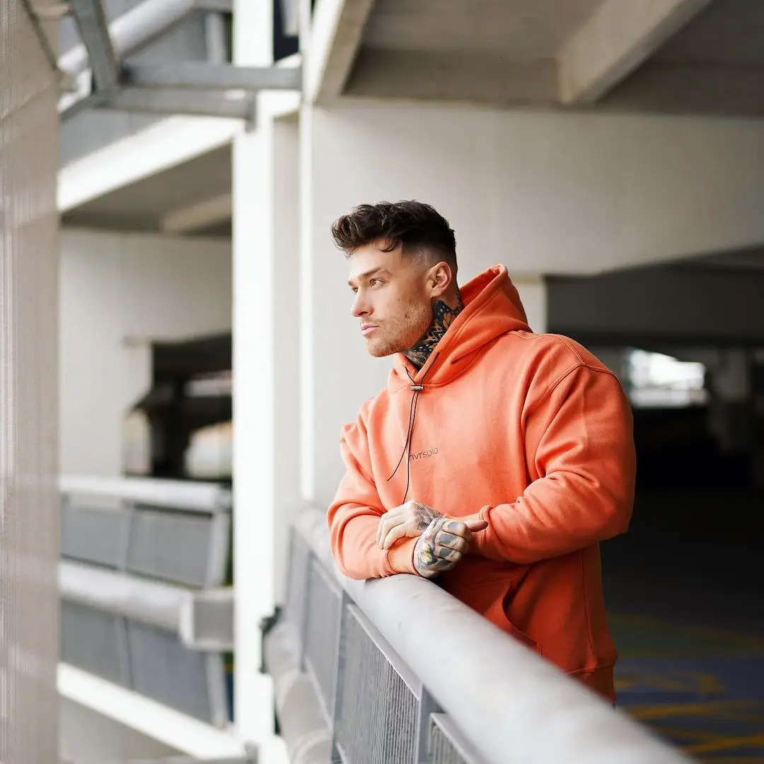 Mens sports hoodie mens autumn fitness letter pull rope loose training suit 241011