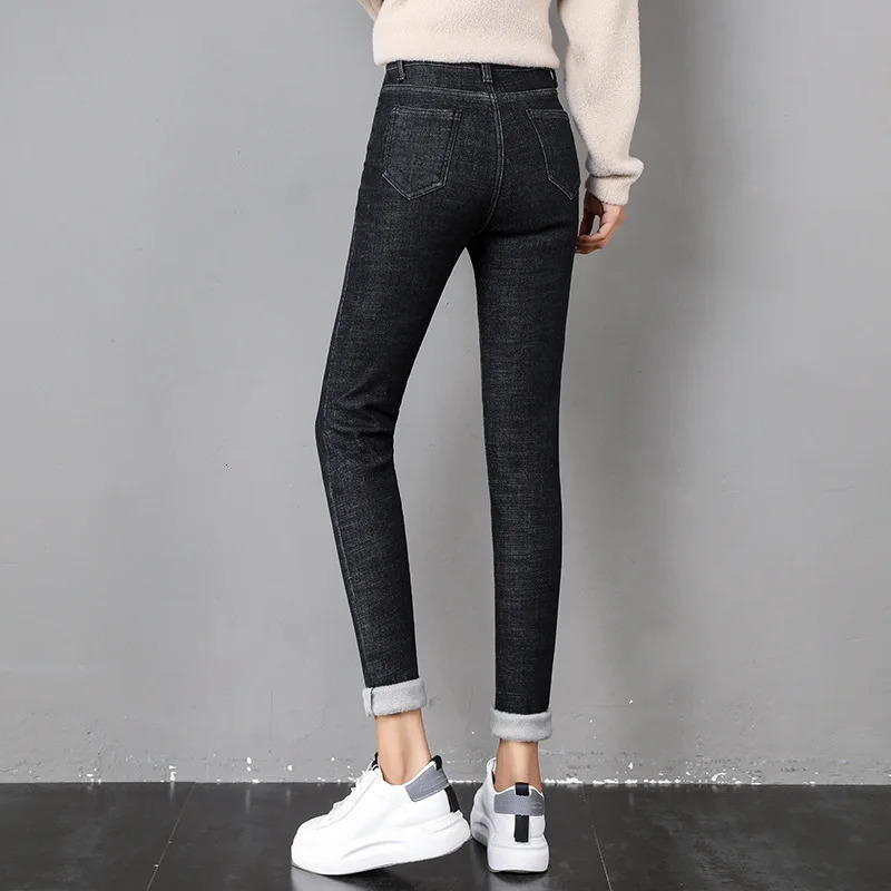 2023 Women Thermal Jeans Winter Snow Warm Plush Stretch Lady Skinny Thicken Fleece Denim Long Pants Retro Pencil Trousers 241007