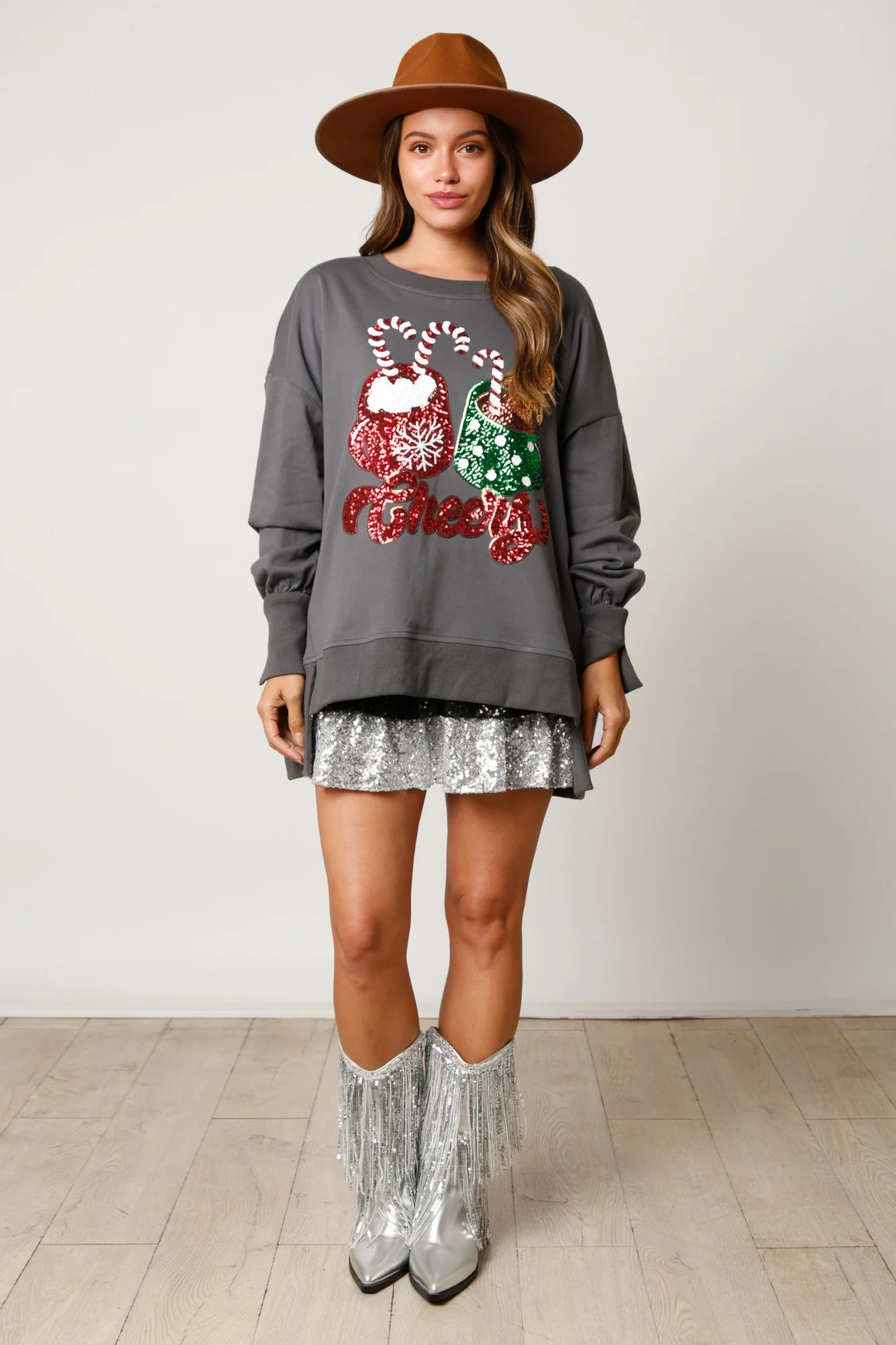 2025 Autumn And Winter Womens Candy Cup Sequin Christmas Sweater Casual Loose Tops Womens Long Sleeve O-Neck Pullover 241011