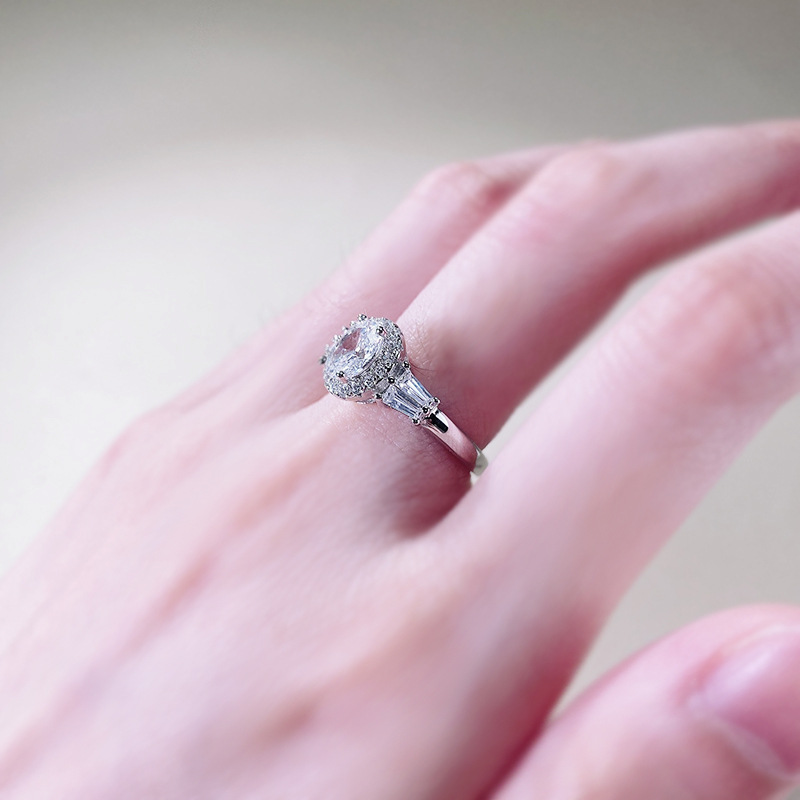 Moissanite Dia Ring: Stunning 1CT 57MM Oval Cut Real 100% Sterg Sier Wedding Band