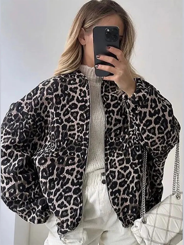 Retro Leopard Print Oneck Women Jacket Chic Zipper Pocket Long Sleeve Short Coats Autumn Winter Female Street Outerwear 241011