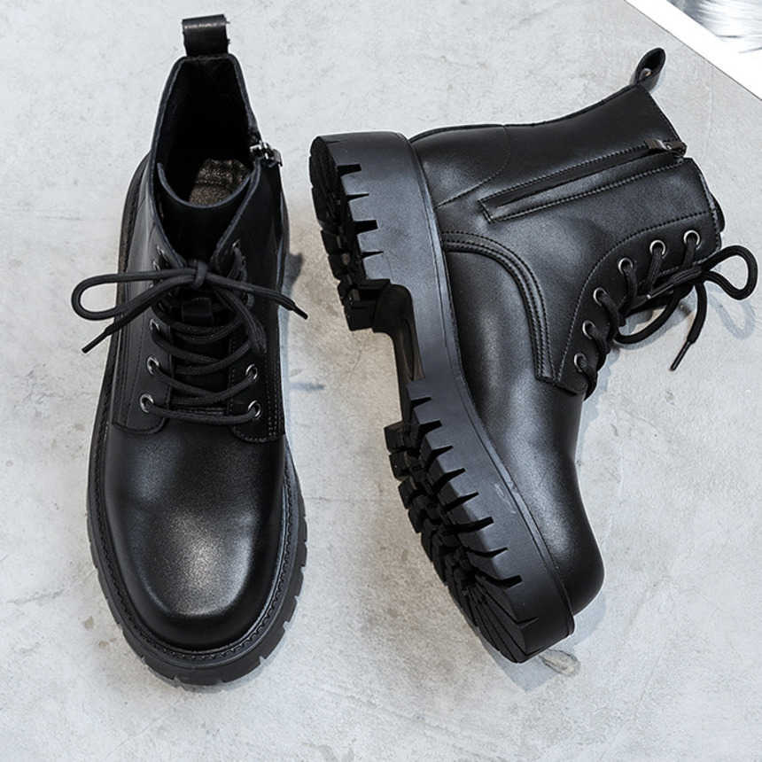 Martin Boot Summer Ankle Boots Mens British Style Casual Mid Top Leather Shoes Thick Soled Workwear Mens Black Trendy Short Boots Fashion Boots 240927