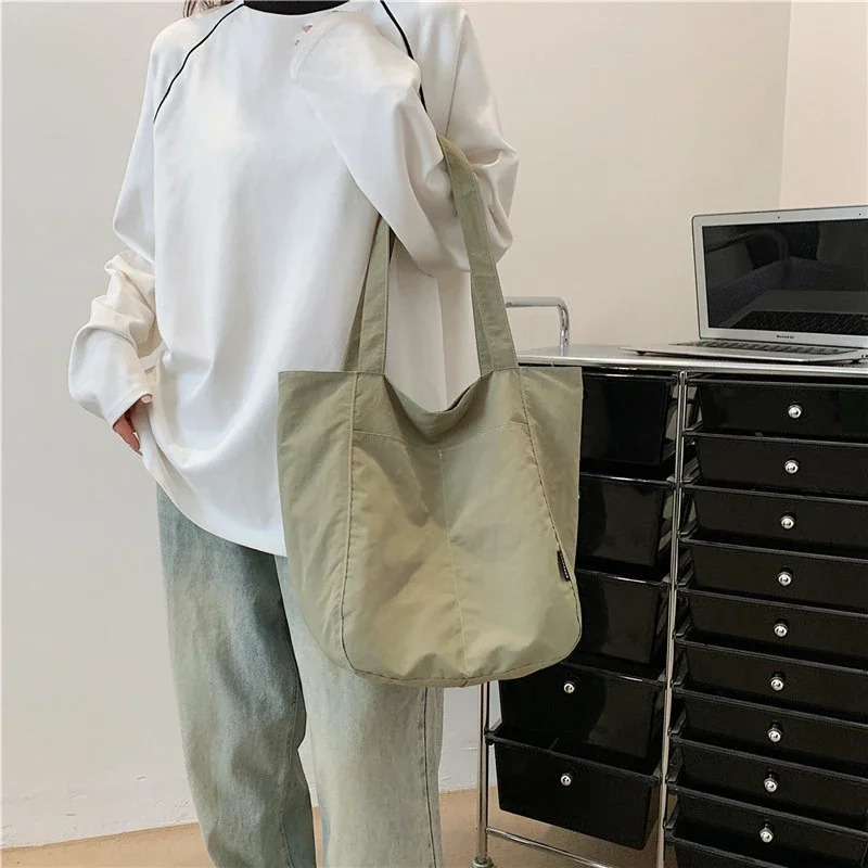 Canvas Solid Color High Quality Handbag Large Capacity Zipper Casual Shoulder Bag Soft Simple and Fashionable Handbag 241008