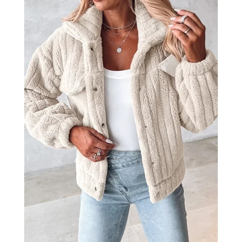 Flip collar button teddy jacket Y2K fashionable clothing elegant womens winter long sleeved loose plush warm thick coat 241010