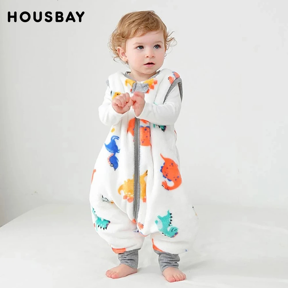 Baby Sleeping Bag Sleeveless 325 Months Cute Dinosaur Sleepwear Autumn Flannel Warm and Comfortable Childrens Home Clothes 241007