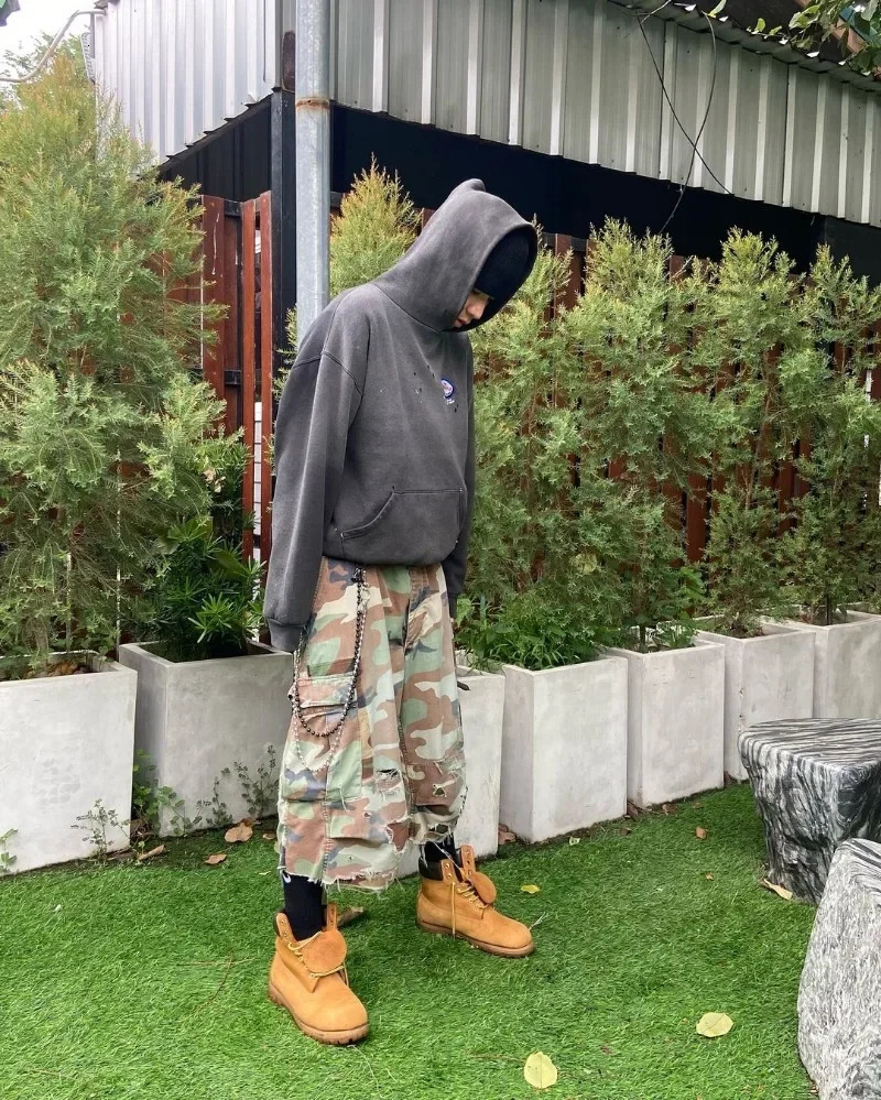 American Street Washed Old Fashion Loose Pullover Hoodie Men Y2k Goth Punk Hip Hop Rock Letter Printed Hole Sweatshirt Women 241011