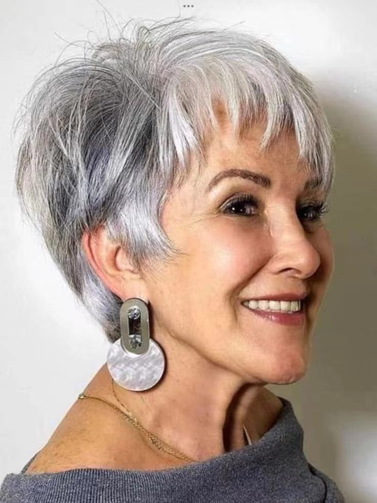 Grey short salt and pepper human wigs for black women layered short pixie cut wigs with bangs gray old lady wigs weft glueless raw hair wigs