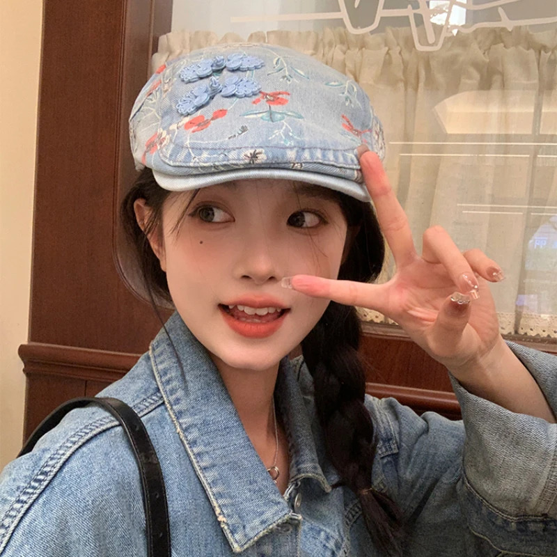 Chinese Style Retro Button Denim Berets for Women Spring and Summer Fashion Flower Print Versatile Casual Forward Hats 241009