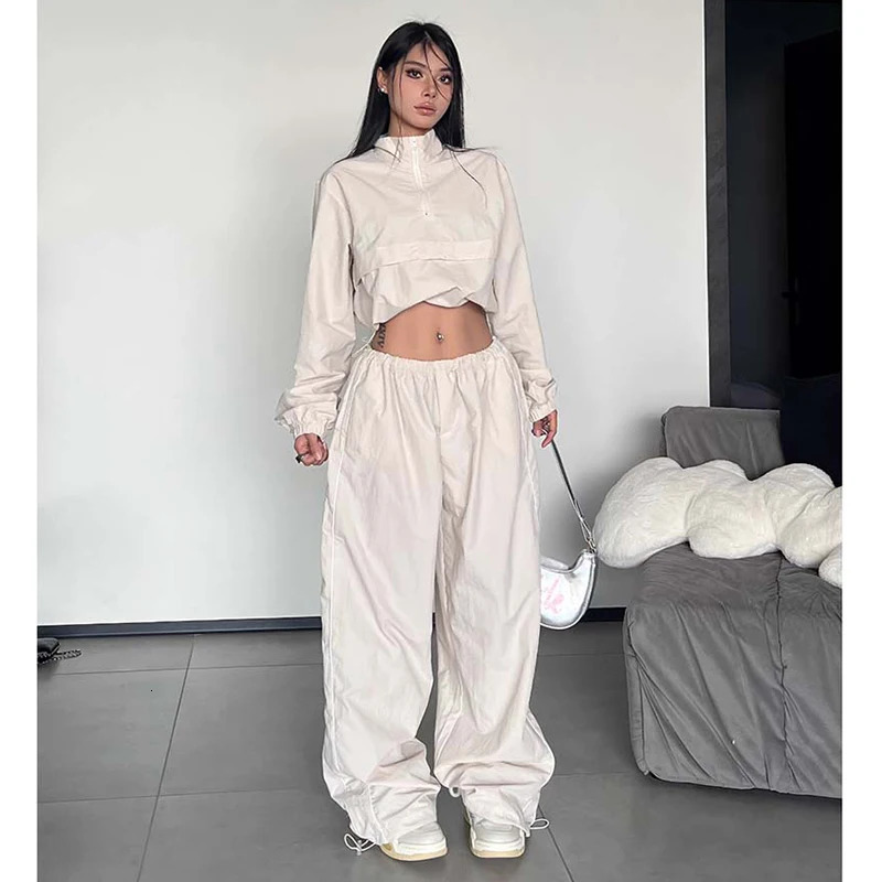 2piece womens hiphop track set wide leg pants Korean loose beige runner sports dance cut jacket 241007