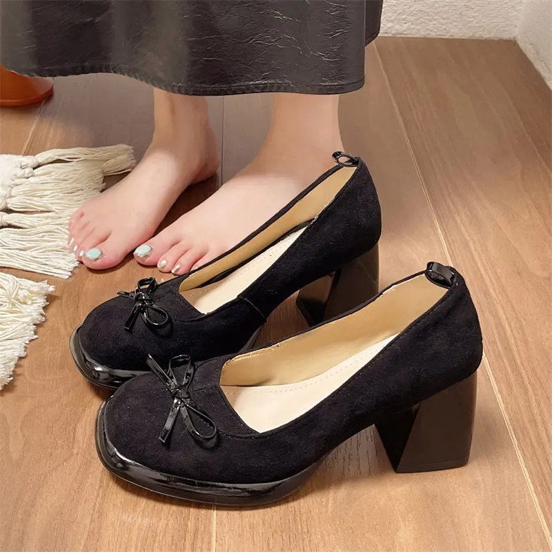 2024 Mary Janes shoes Vintage Black Sandals Woman Buckle Non-Slip Casual Medium Heels Office Ladies Elegant Korean High Heels 241010