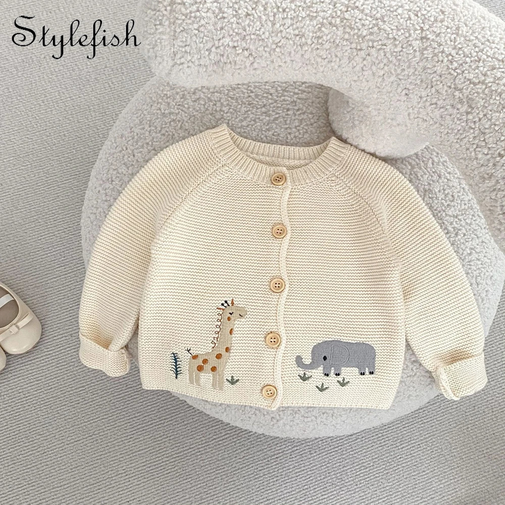 autumn clothing for babies aged 0-3 suitable for both boys and girls featuring cute and fun embroidered round neck sweaters and knitted cardigans 2410