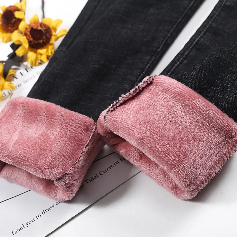 2023 Women Thermal Jeans Winter Snow Warm Plush Stretch Lady Skinny Thicken Fleece Denim Long Pants Retro Pencil Trousers 241007