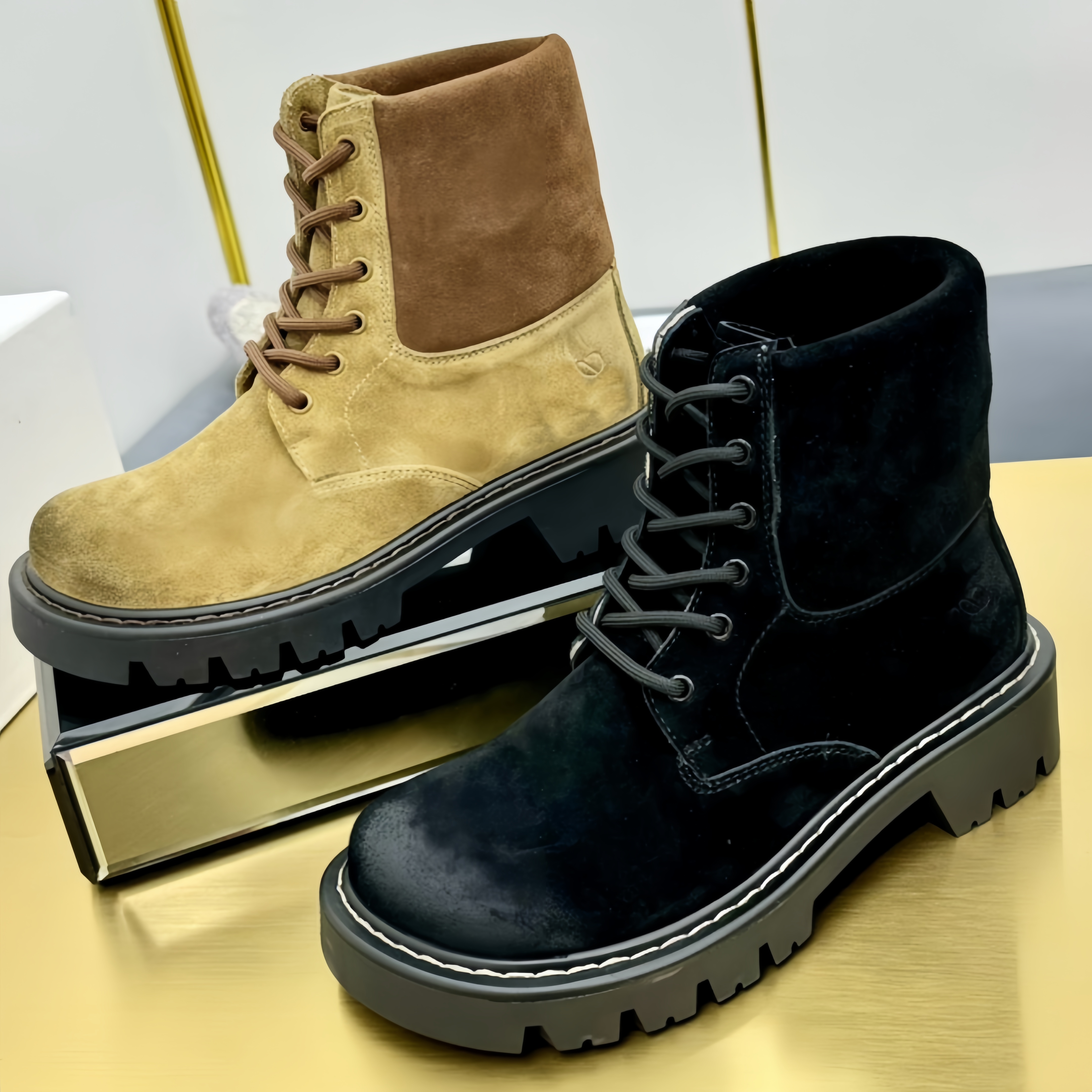 Boot designer womens winter boot bow calfskin Ankle Leather insole outsole Goodyear flex construction Lower Lock Buckles boots Woman Snow Short booties Size 35-40