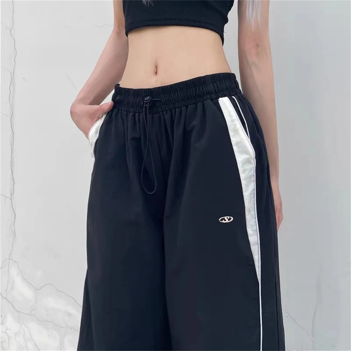 Women Casual Wide Leg Cargo Pants Drawstring Solid Streetwear Elastic Waist Sweatpants Loose Y2K Joggers Hip Hop Baggy Trousers 241007