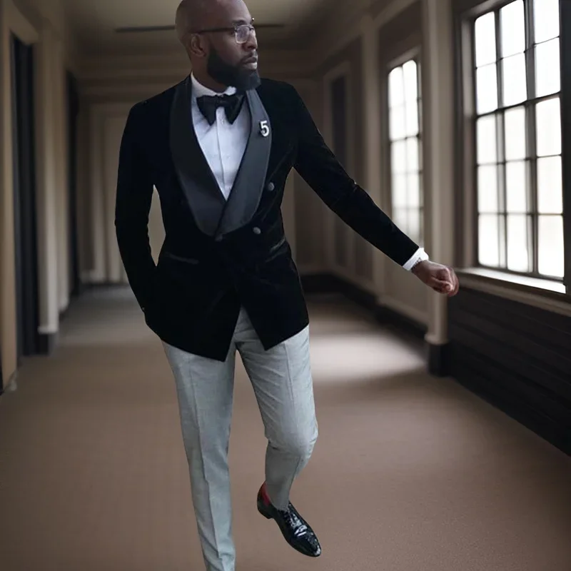 African Men's Suits Double Breasted 2 Pieces Shawl Lapel Velvet Groom Tuxedos For Prom Best Men Wedding Smoking Jacket With Grey Pants