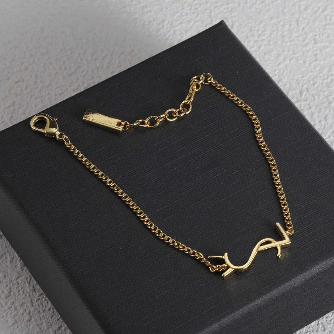 Womens Bracelets Fashion Style Bracelet Chain Designer Jewelry Crystal 18K Gold Plated Stainless Steel Bracelet Jewlery