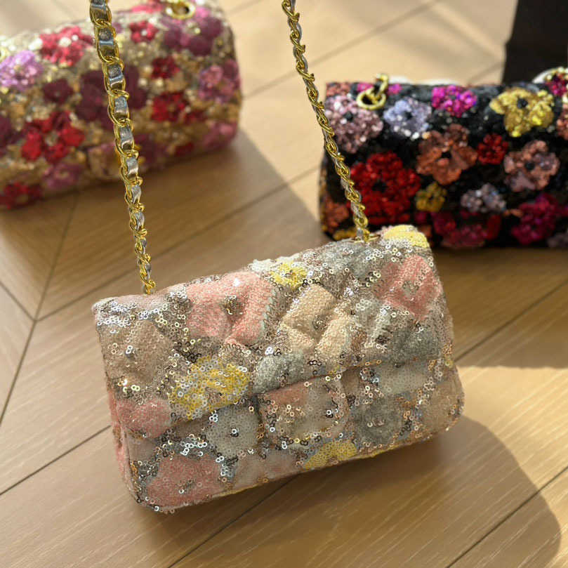 Luxury flower sequins Flap Bag Women high Quality Shoulder Bags Vintage Metal Chain Big Flower On the front Fashion Lady Dress Party Purse 241015