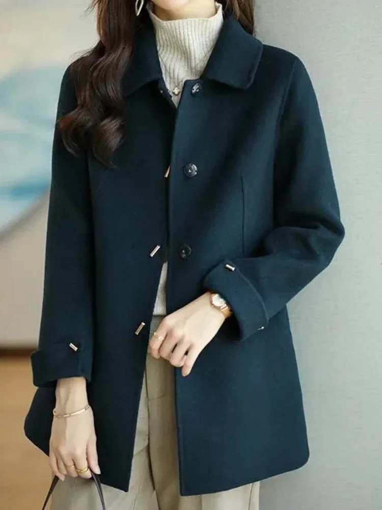 Wool coat womens jacket windproof coat loose and fashionable office womens single chest pocket warm autumn and winter top 241007