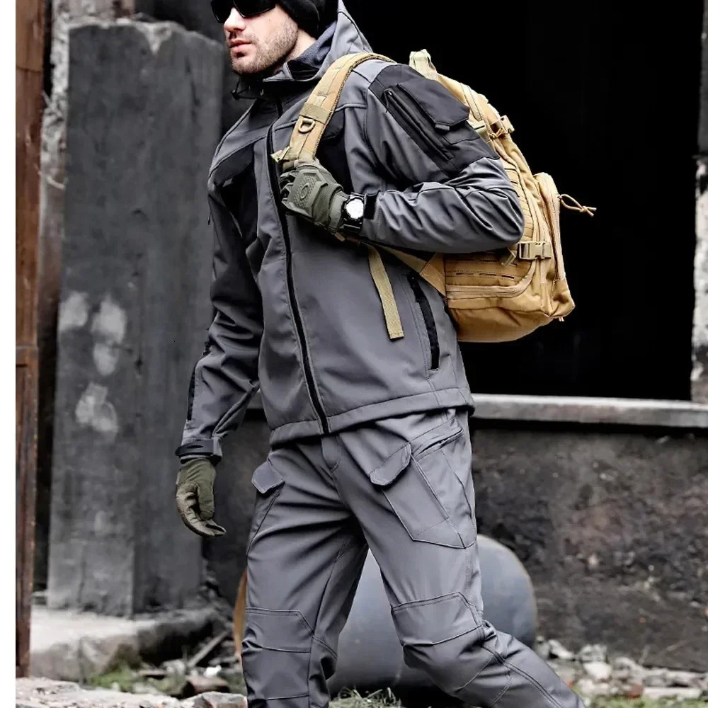 Military waterproof suit mens winter soft shell hooded jacketmulti pocket wearresistant cargo pants 2piece tactical set 241008