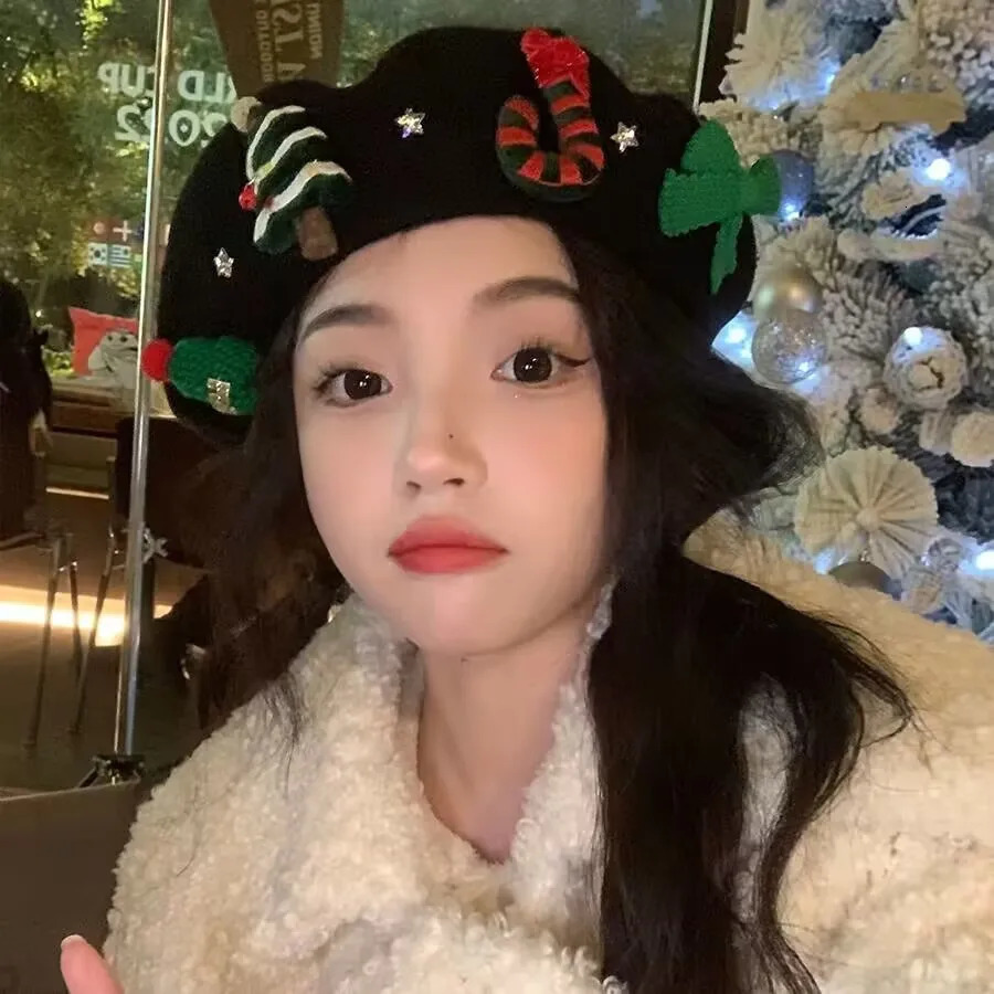 Fashion Hat Y2k Holiday Millennium Sweet Sister Winter Warm Wool Tweed Beret Cap Women Christmas Red Painter Party 241009