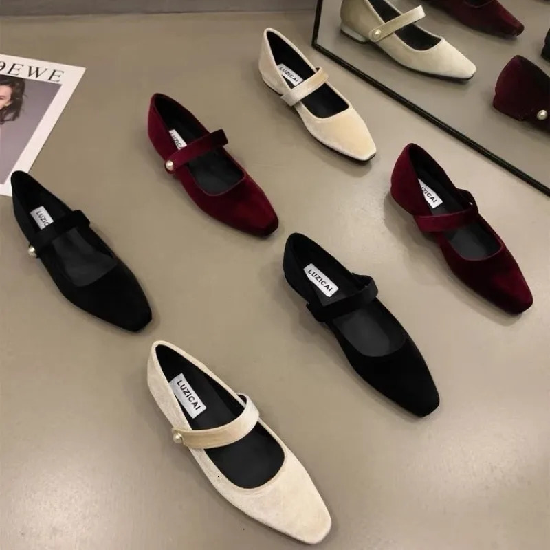 Elegant Pearl Buckle Velour Mary Jane Shoes Woman Concise Veet Ballet Flats Ladies Evening Party Low Heel Pumps In Wine-Red 241031