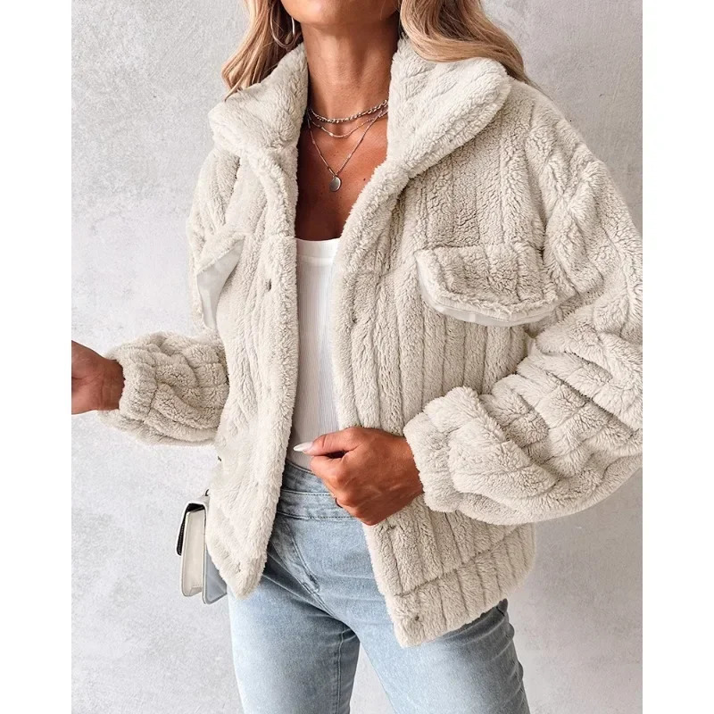 Flip collar button teddy jacket Y2K fashionable clothing elegant womens winter long sleeved loose plush warm thick coat 241010