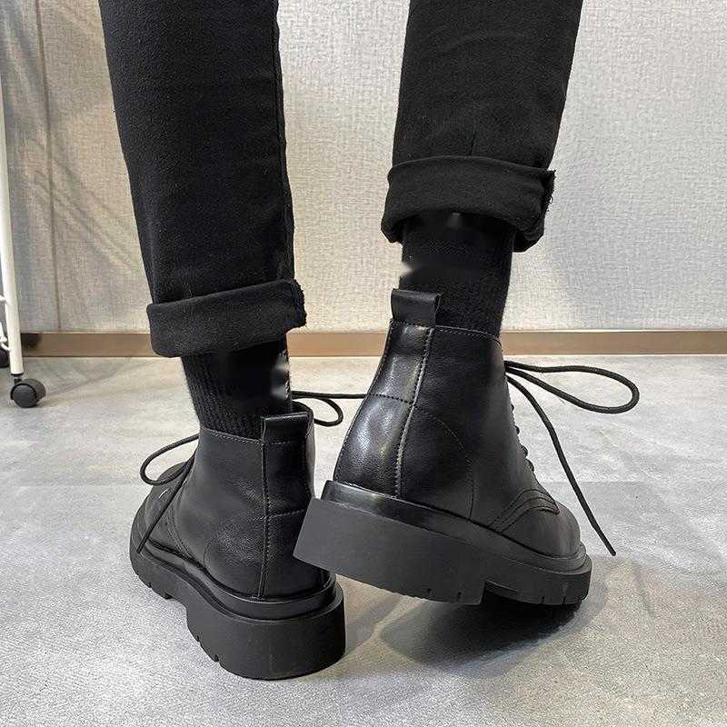 Martin Boot Breathable Ankle Boots Mens Mid Top Korean Style Trendy Leather Boots Mens British Versatile Casual High Top Leather Shoes Fashion Boots 2