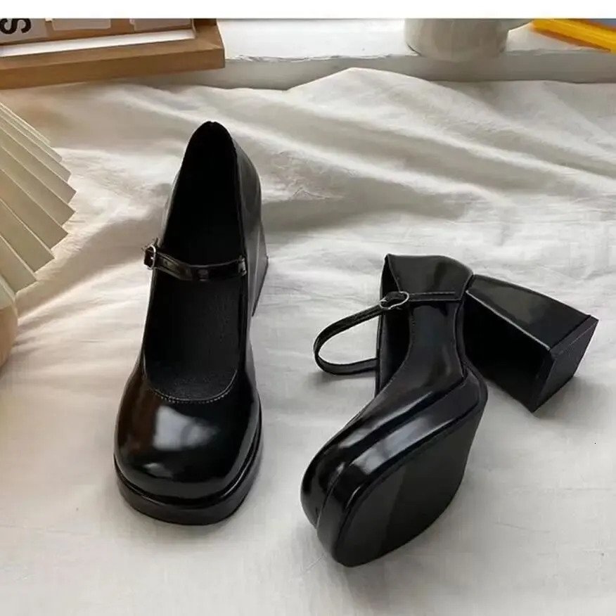 2025 new mary jane heels Women Pu Leather Ankle Buckle High Heels Platform shoes Woman Thick Heeled Goth white Pumps 240927