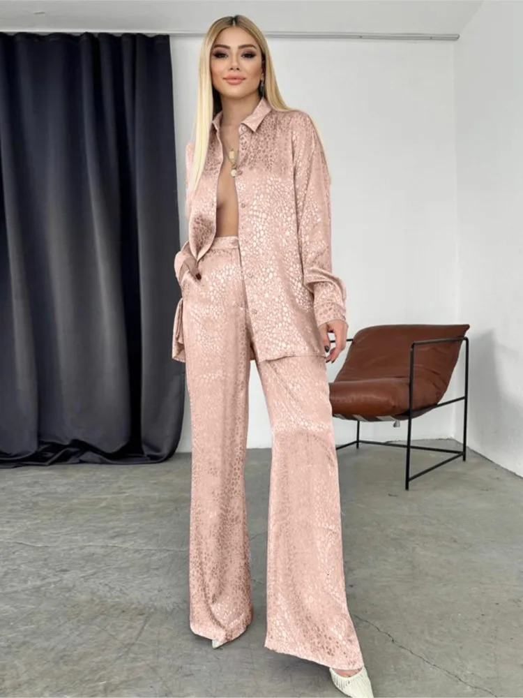 elegant set womens long sleeved shirt leopard print womens fashionable casual two-piece set autumn wide leg pants two-piece set 240930
