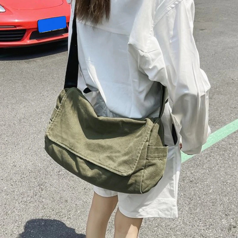 Messenger Bag Japanese Handbag School Korean Single Shoulder Student Hong Kong Style Retro Large Capacity Postman 241008