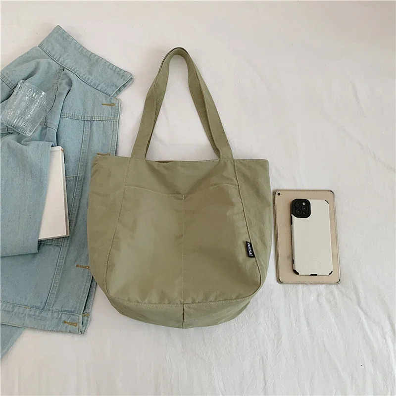 Canvas Solid Color High Quality Handbag Large Capacity Zipper Casual Shoulder Bag Soft Simple and Fashionable Handbag 241008