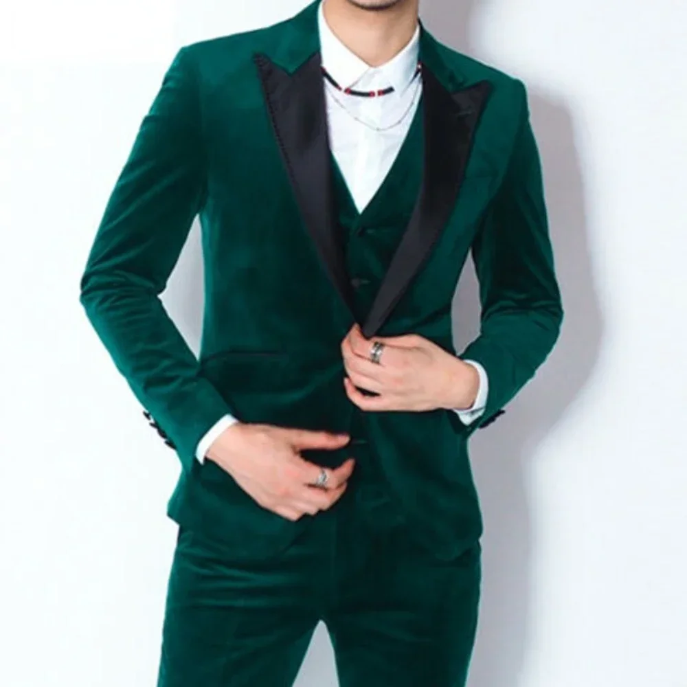 Men's Velvet Suits 3 Pieces Groom Tuxedo For Wedding Prom Party Custom Peaked Lapel Male Smoking Blazer (Jacket+Pants+Vest) 2024